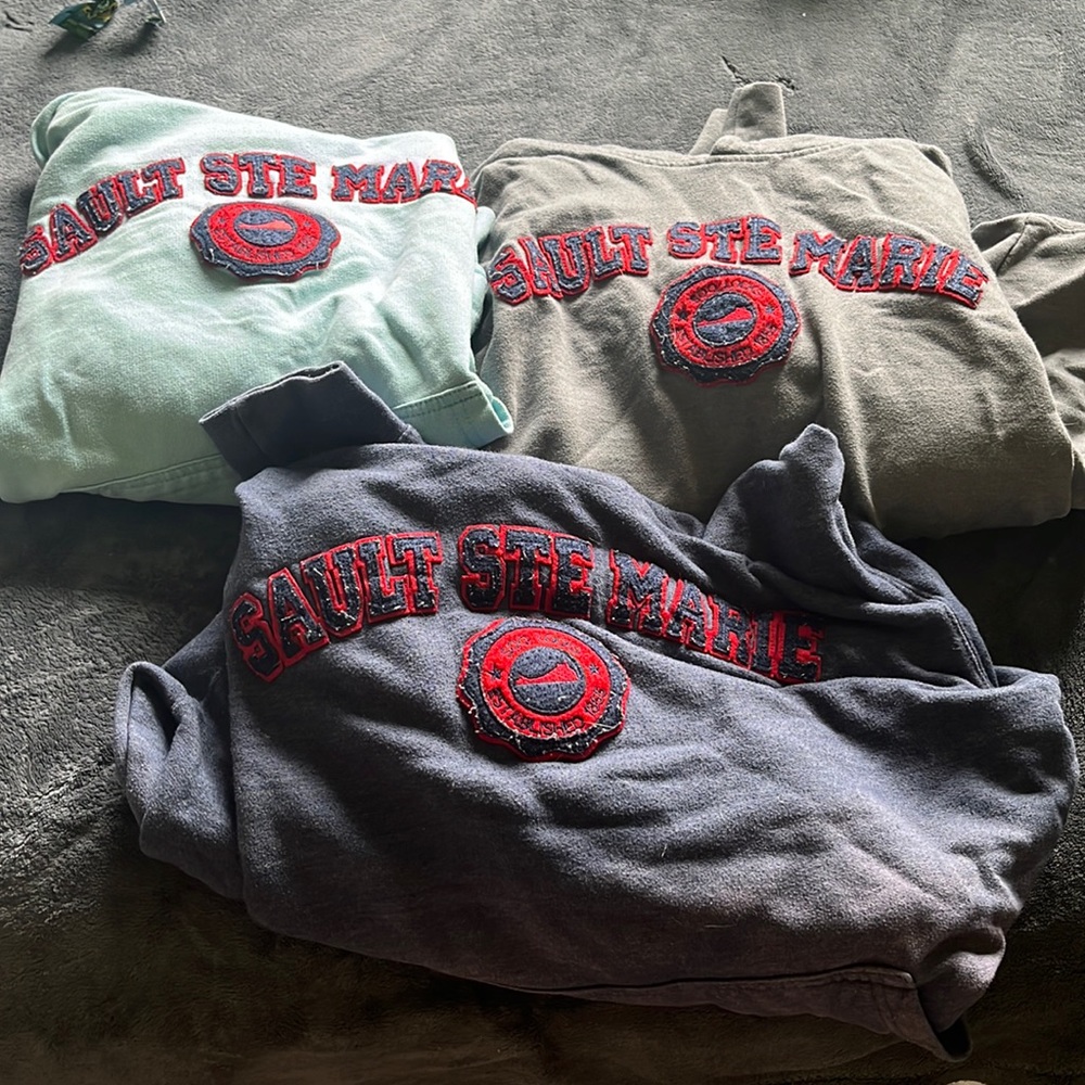 lot of 3 sue ste marie sweatshirts